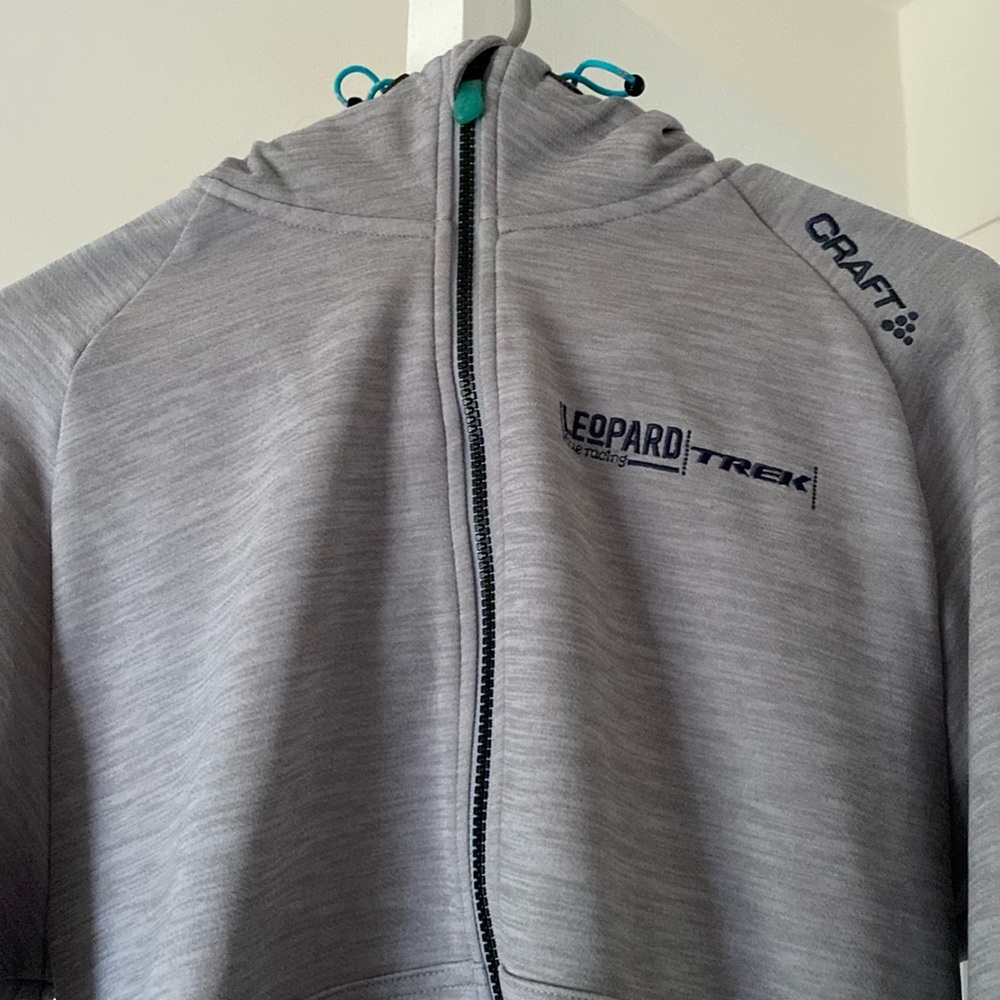 CRAFT Leopard blue trading TREK zip-ip sweatshirt